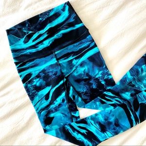 NWOT lululemon Wunder Under High-rise tight 28”